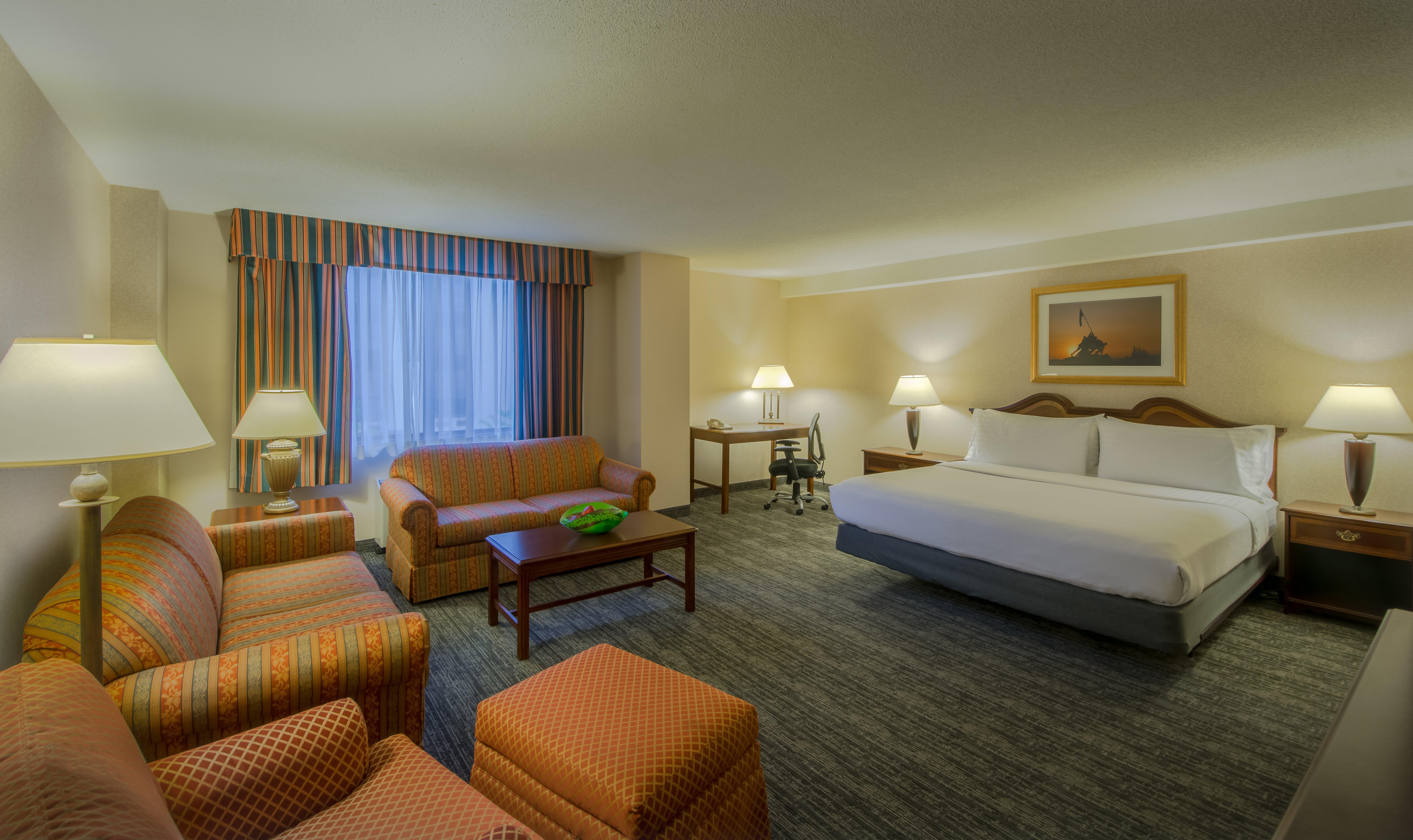 Holiday Inn Arlington At Ballston By Ihg Bagian luar foto