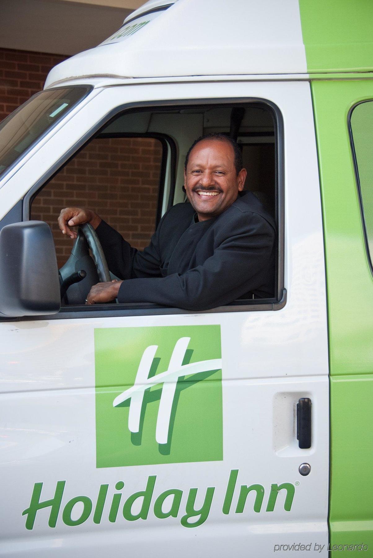 Holiday Inn Arlington At Ballston By Ihg Bagian luar foto